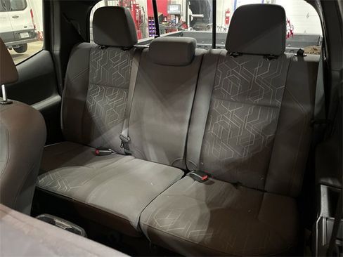 Used 2018 Toyota Tacoma SR5 image 28