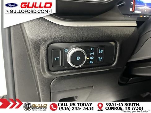 Certified 2022 Ford Explorer XLT w/ Equipment Group 202A RWD image 19