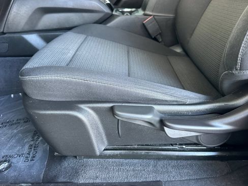 Used 2023 GMC Canyon Elevation w/ Convenience Package RWD image 13