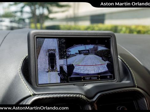Used 2023 Aston Martin V8 Vantage Coupe RWD image 52