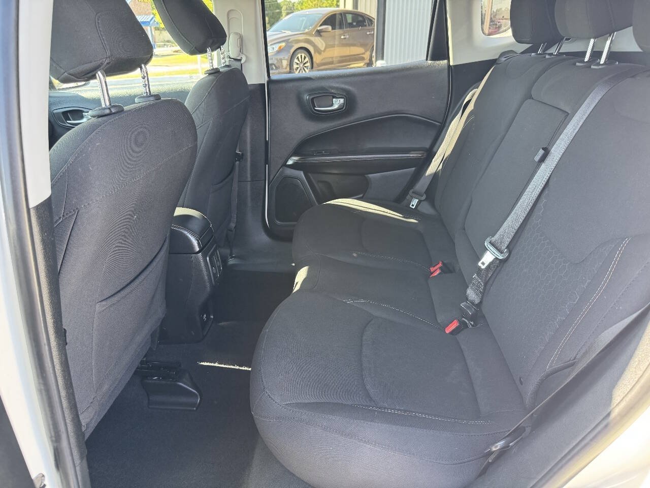 Used 2020 Jeep Compass Sport AWD/4WD image 18
