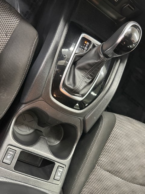 Certified 2021 Nissan Rogue Sport SV FWD image 27