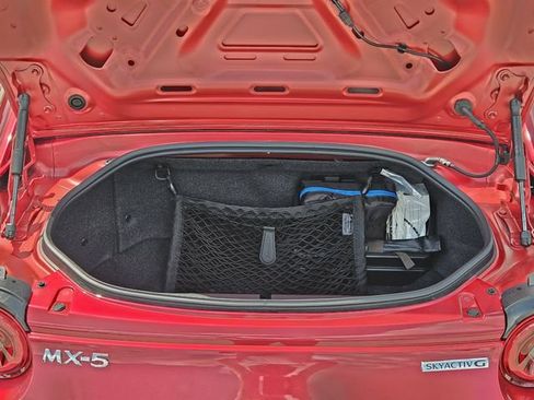 Used 2025 MAZDA MX-5 Miata RF Grand Touring RWD image 17