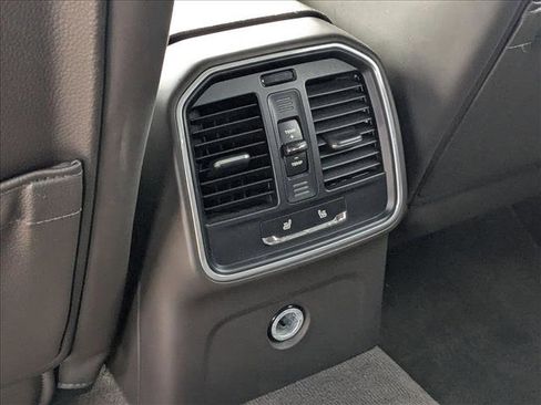 Used 2017 Porsche Macan S image 18