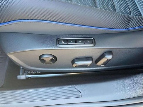 Certified 2023 Volkswagen Golf 20th Anniversary Edition image 9