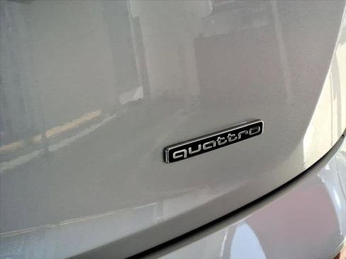 Certified 2023 Audi Q5 2.0T Premium w/ Convenience Package image 19