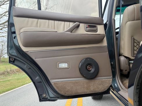 Used 1996 Toyota Land Cruiser image 56