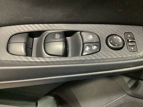 Used 2020 Nissan Sentra SV image 16