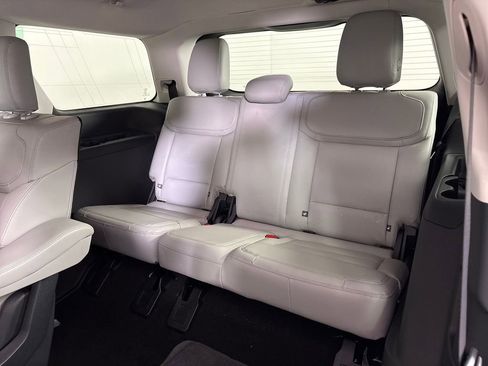 New 2026 Ford Expedition Active RWD image 28