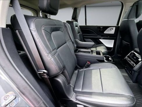 Used 2025 Lincoln Aviator Reserve w/ Equipment Group 201A AWD/4WD image 24