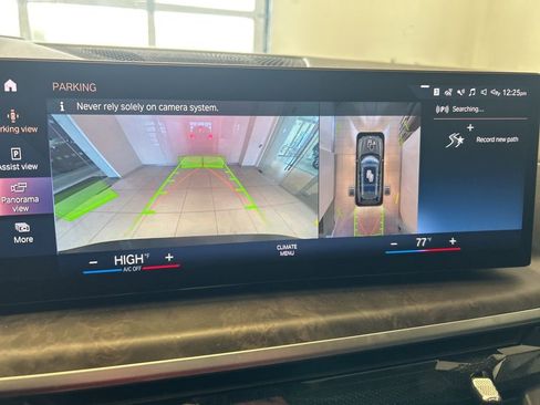 Used 2023 BMW X7 xDrive40i w/ Parking Assistance Package image 10