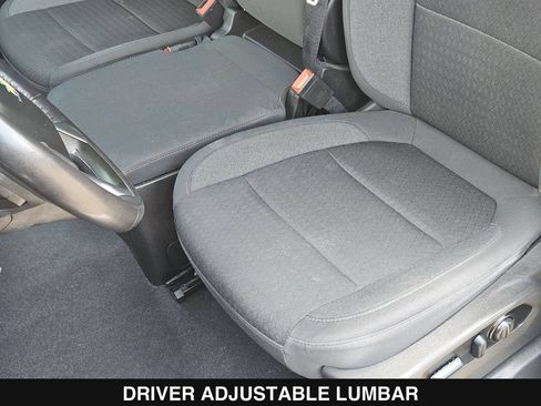 Used 2022 Chevrolet Silverado 1500 LT w/ Bed Protection Package RWD image 16