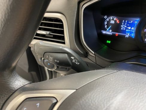 Used 2020 Ford Fusion SE image 28