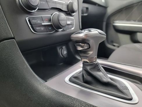 Certified 2022 Dodge Charger SXT w/ Cold Weather Package image 29