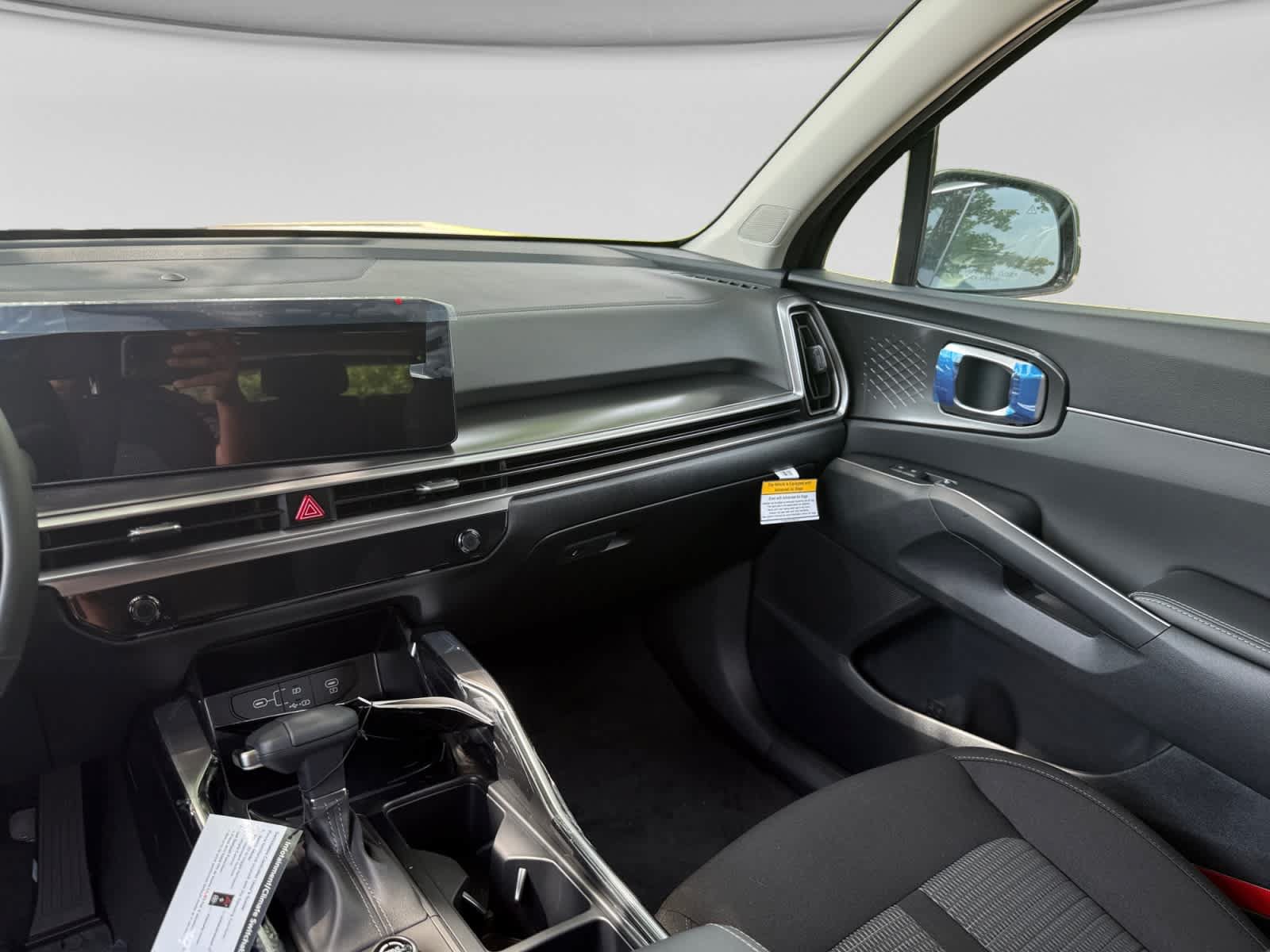 New 2026 Kia Sorento LX FWD image 19