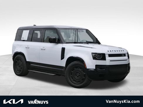 Used 2023 Land Rover Defender 110 V8 AWD/4WD image 1
