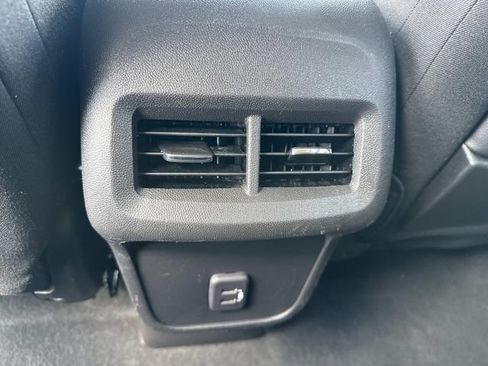 Used 2023 GMC Terrain SLE w/ Driver Convenience Package AWD/4WD image 22