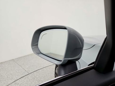 New 2026 Volvo XC90 T8 Plus w/ Protection Package Premier AWD/4WD image 23