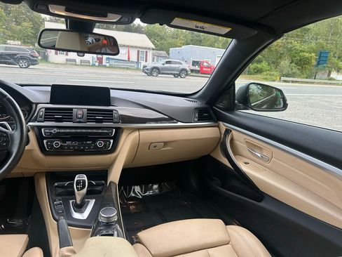 Used 2017 BMW 440i Convertible w/ Technology Package image 27