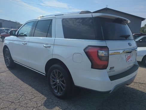 Used 2021 Ford Expedition Limited image 5