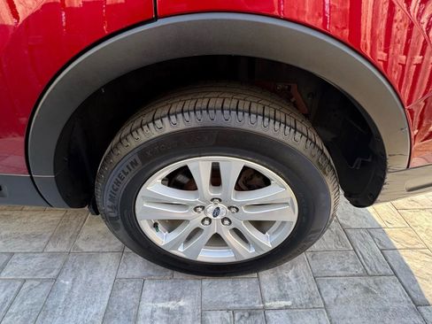 Used 2018 Ford Explorer XLT w/ Equipment Group 202A image 42