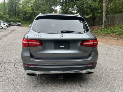 Used 2019 Mercedes-Benz GLC 300 4MATIC image 7