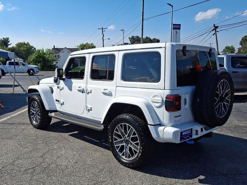 Used 2024 Jeep Wrangler High Altitude image 4