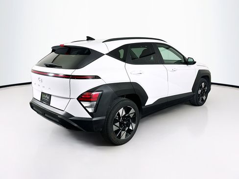 Used 2025 Hyundai Kona SEL FWD image 9
