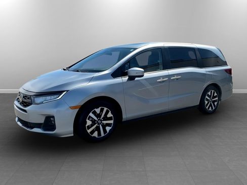 Used 2025 Honda Odyssey EX-L image 3
