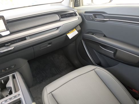 New 2026 Kia EV9 Light image 20