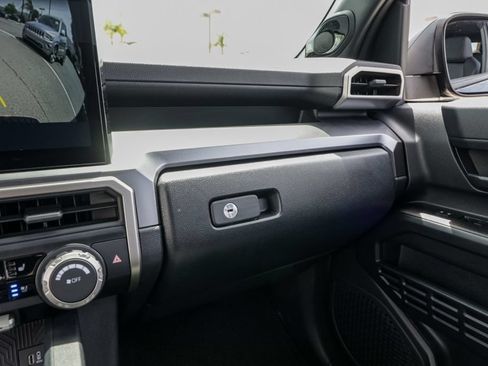 Used 2025 Toyota 4Runner TRD Off-Road Premium w/ Tow Technology Package AWD/4WD image 33