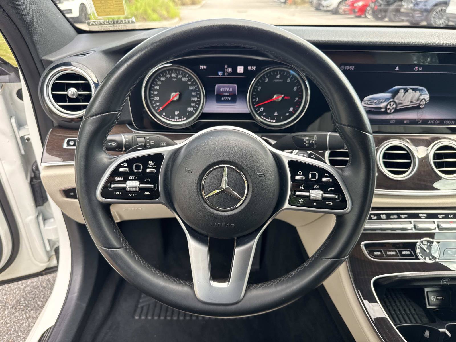 Used 2019 Mercedes-Benz E 450 4MATIC Wagon image 29