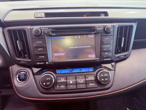 Used 2016 Toyota RAV4 SE FWD image 23