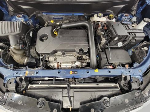 Used 2024 Chevrolet Equinox LT w/ LPO, Floor Liner Package AWD/4WD image 9