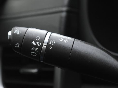 Used 2022 GMC Terrain SLT w/ Tech Package image 24