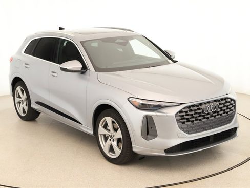 New 2025 Audi Q5 Prestige image 31