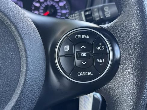 Used 2021 Kia Soul LX FWD image 30