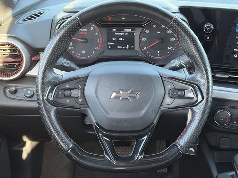 Used 2024 Chevrolet Trax RS w/ Driver Confidence Package FWD image 21