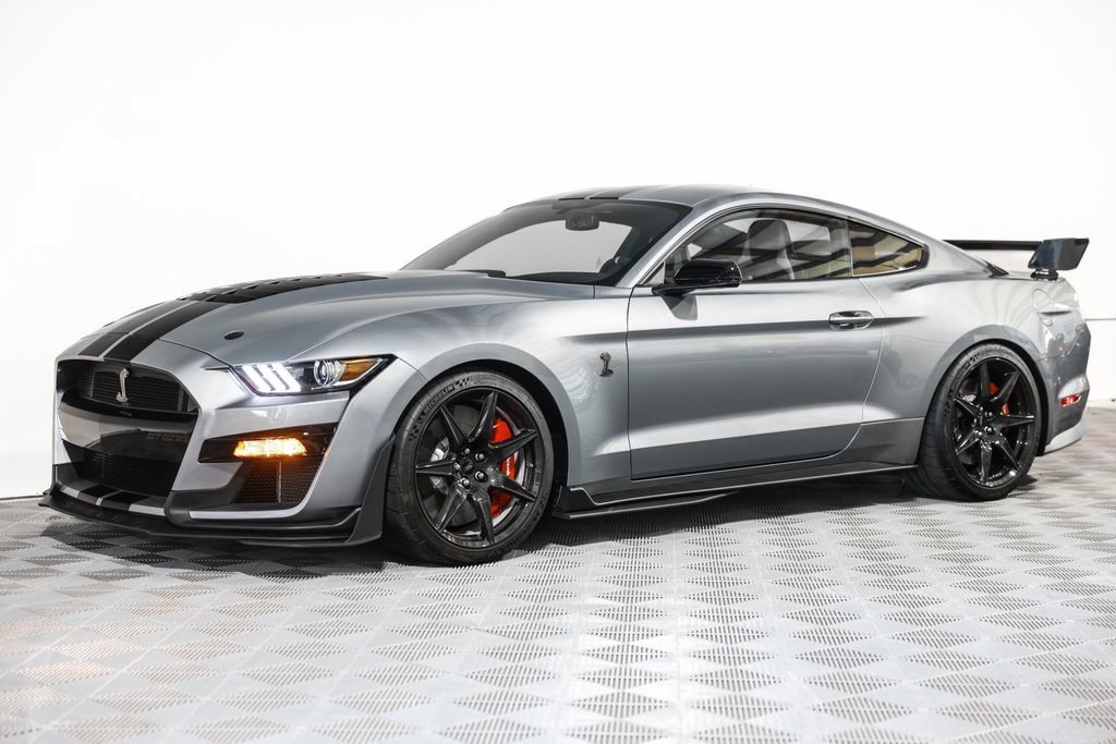 Used 2020 Ford Mustang Shelby GT500 w/ Carbon Fiber Track Pack RWD image 19