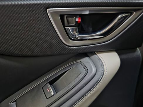 Used 2023 Subaru Forester Limited image 27