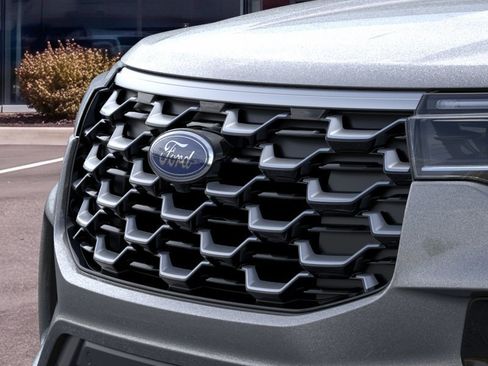 New 2026 Ford Explorer Platinum RWD image 19