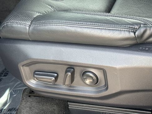 Used 2022 Toyota Tundra Limited RWD image 27
