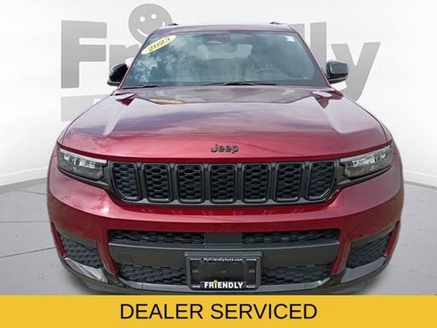 Used 2023 Jeep Grand Cherokee L Laredo AWD/4WD image 2