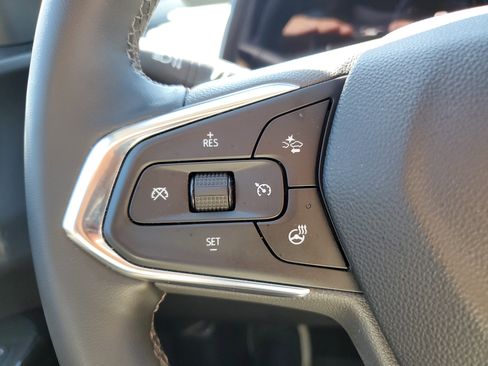 Used 2024 Chevrolet Trax LT w/ Driver Confidence Package image 19