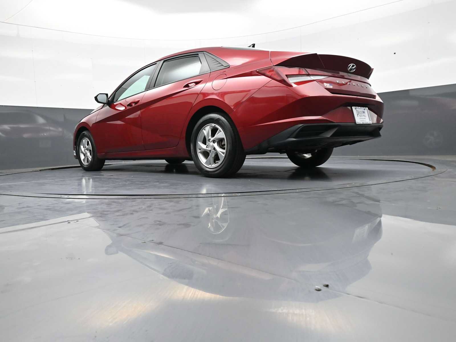 Certified 2023 Hyundai Elantra SE FWD image 31