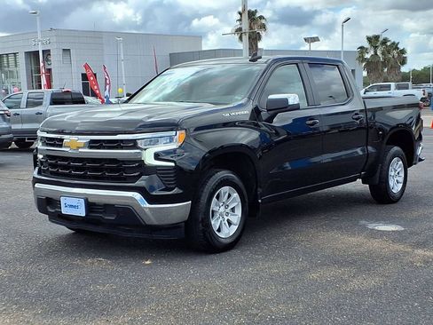 Used 2025 Chevrolet Silverado 1500 LT RWD image 3