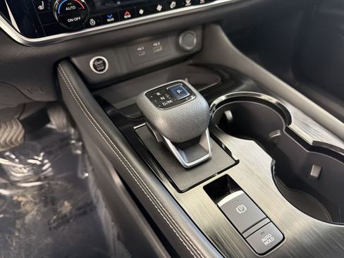 Used 2021 Nissan Rogue SL FWD image 30