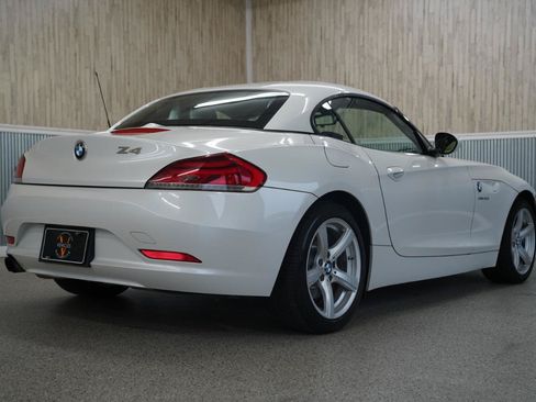 Used 2012 BMW Z4 sDrive28i RWD image 10