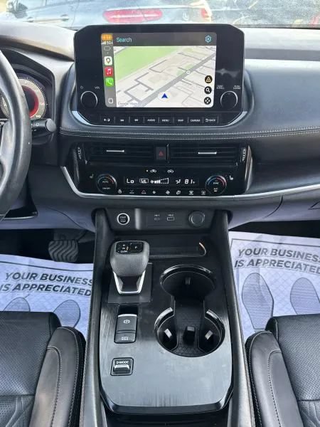 Used 2021 Nissan Rogue Platinum FWD image 30