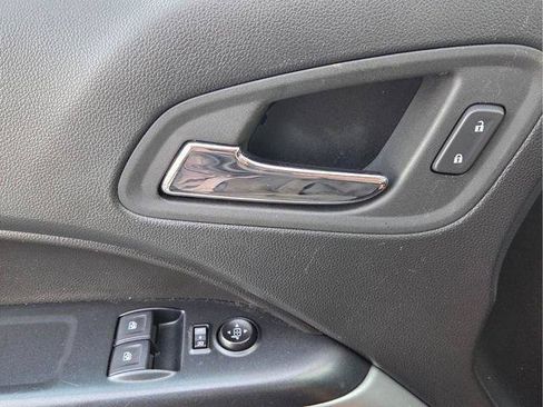 Used 2022 Chevrolet Colorado LT w/ Fleet Safety Package RWD image 19